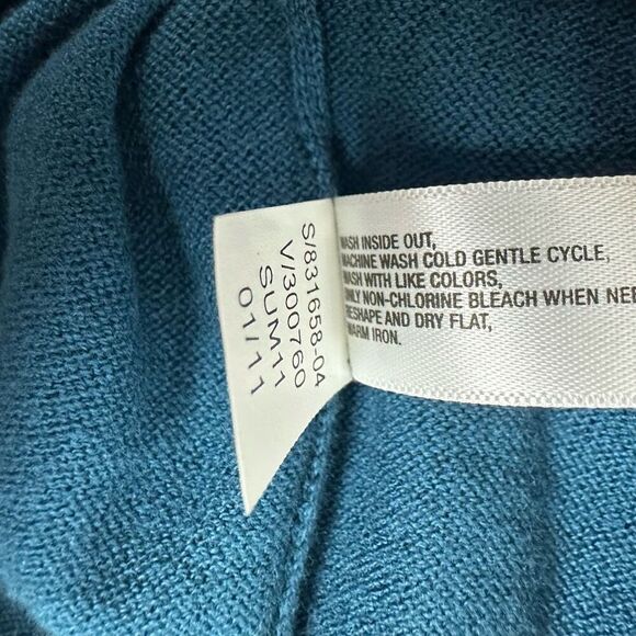 Gap Cotton Jade Cardigan size Medium 3/4 sleeve Button Front - Picture 8 of 8